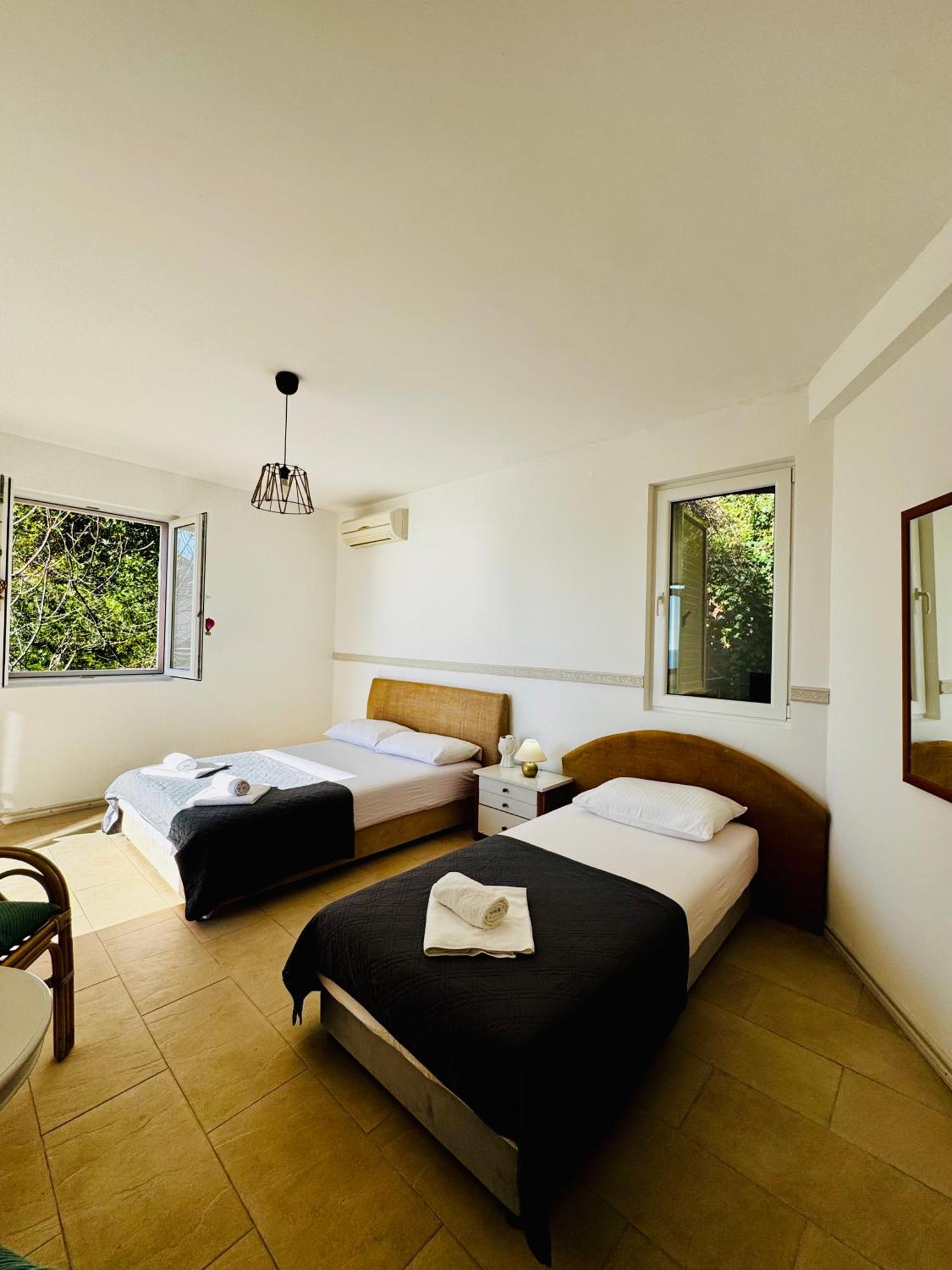 Aparthotel Felix Budva